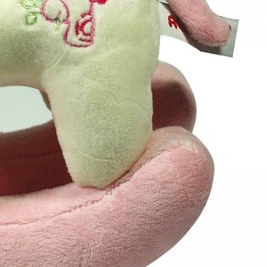 Caballo Balancín Musical  Peluches y Mas - La Cesta Mágica